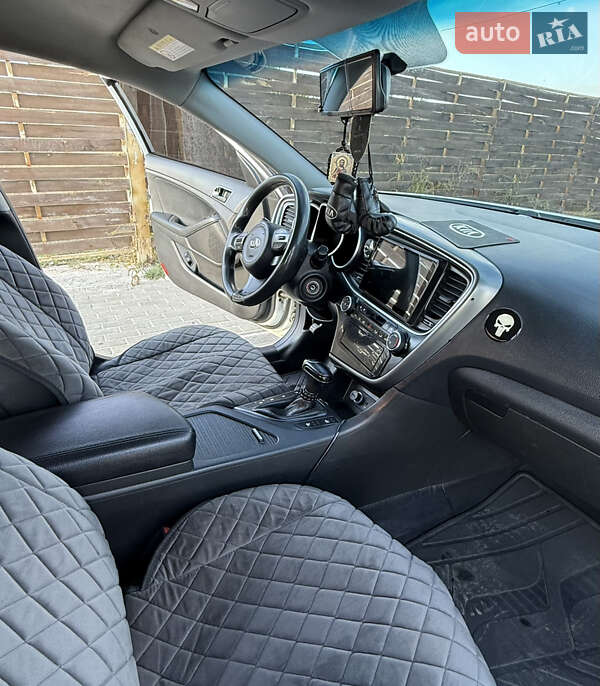 Седан Kia K5 2014 в Славянске