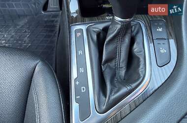 Седан Kia K5 2014 в 