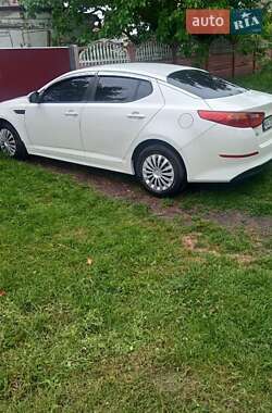 Седан Kia K5 2014 в 