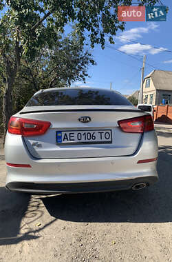 Седан Kia K5 2013 в 