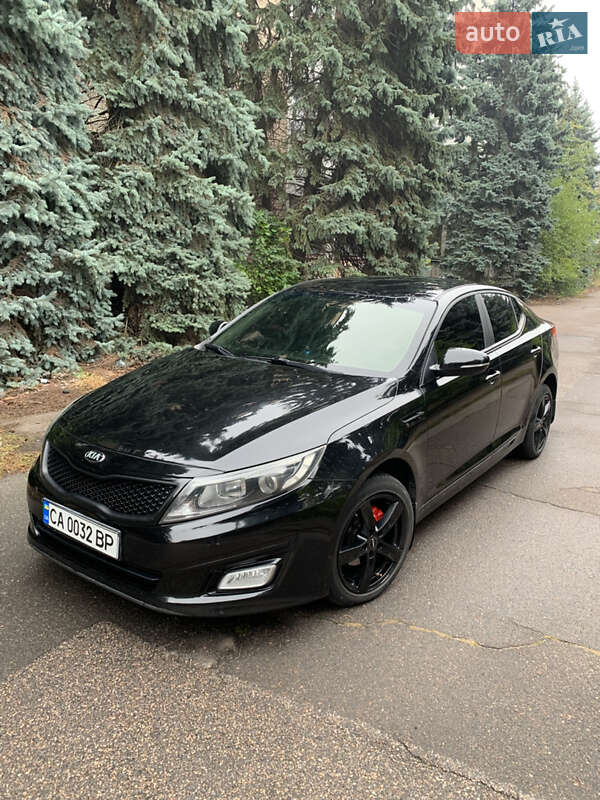 Седан Kia K5 2014 в 