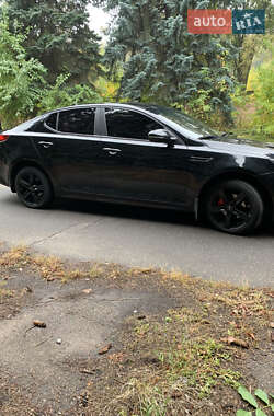 Седан Kia K5 2014 в 