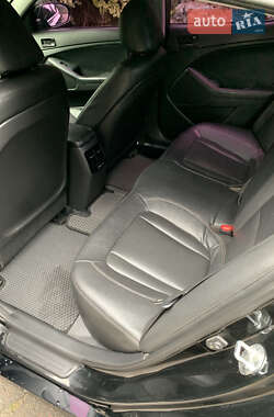Седан Kia K5 2014 в 