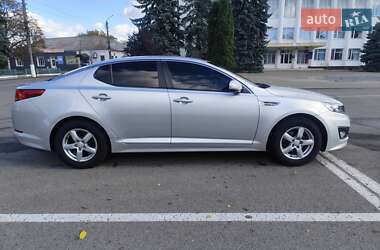 Седан Kia K5 2011 в 
