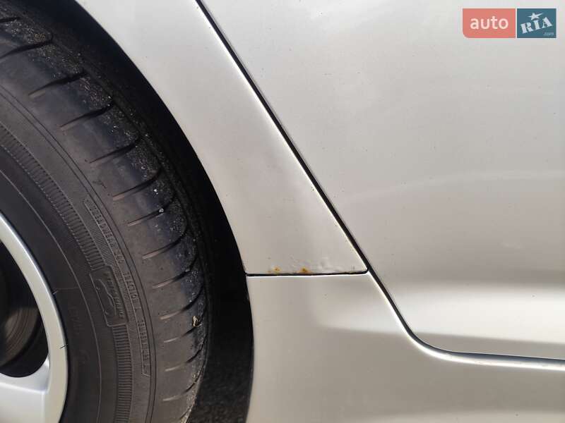 Седан Kia K5 2011 в Баришівка