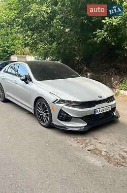 Седан Kia K5 2021 в 