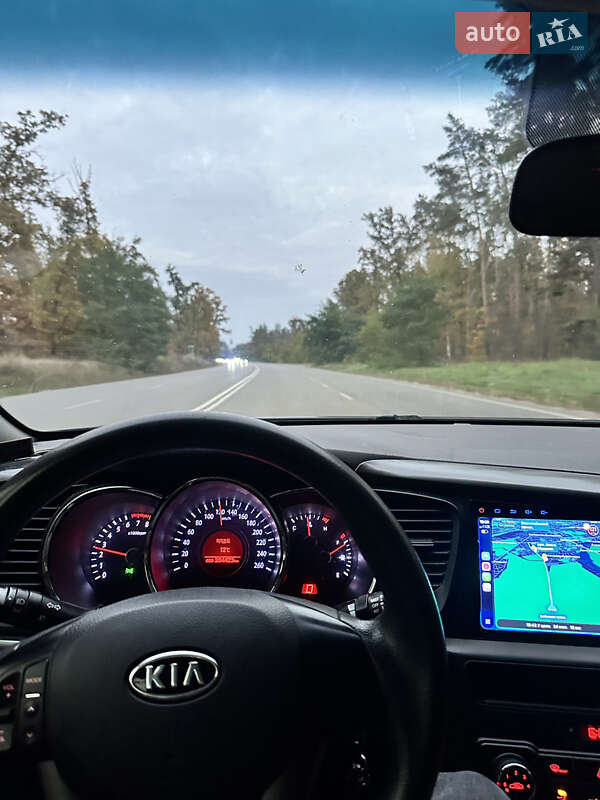 Седан Kia K5 2012 в Києві