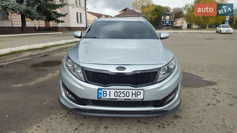 Седан Kia K5 2013 в Знаменке