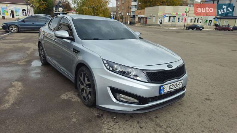 Седан Kia K5 2013 в Знаменке