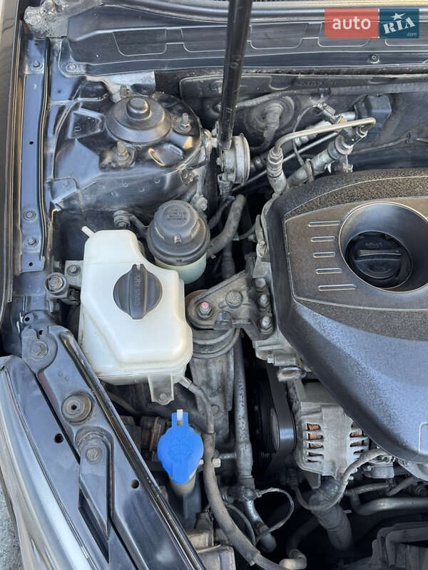 Седан Kia K5 2012 в Києві