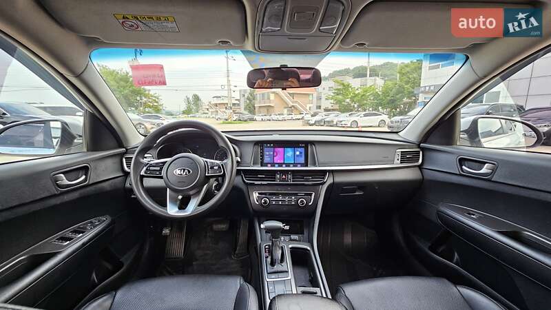 Седан Kia K5 2018 в Киеве