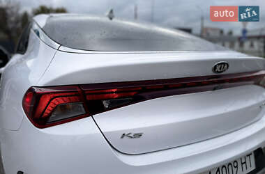 Седан Kia K5 2021 в  фото 19 Седан Kia K5 2021 в