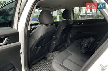 Седан Kia K5 2021 в  фото 8 Седан Kia K5 2021 в
