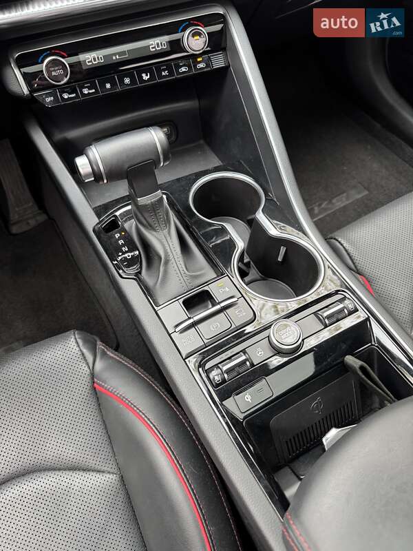 Седан Kia K5 2023 в Києві