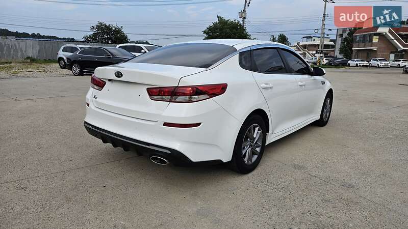 Седан Kia K5 2018 в Києві