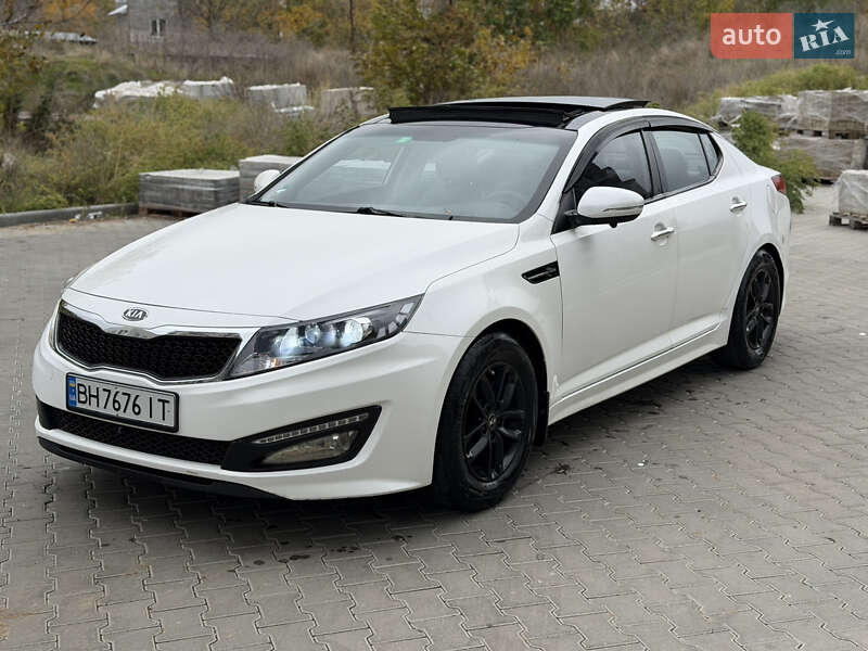 Kia K5 2011 Kia K5 2011