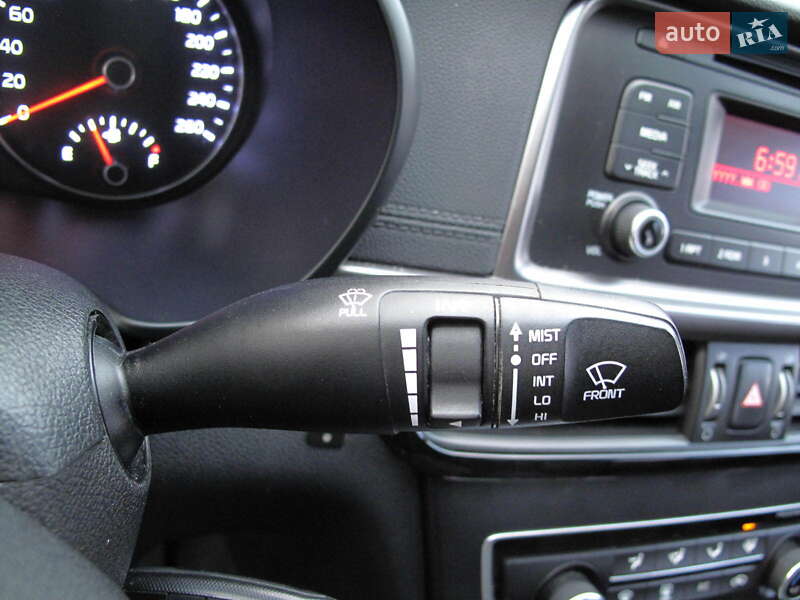 Седан Kia K5 2017 в Киеве фото 47 Седан Kia K5 2017 в Киеве