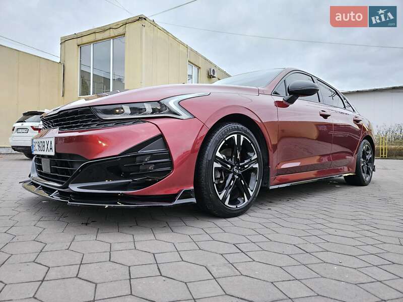 Седан Kia K5 2020 в Львове