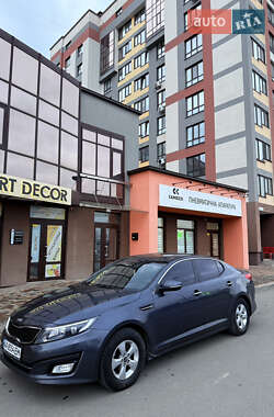 Седан Kia K5 2015 в Тернополе