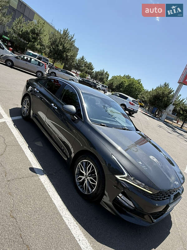 Седан Kia K5 2020 в Одесі