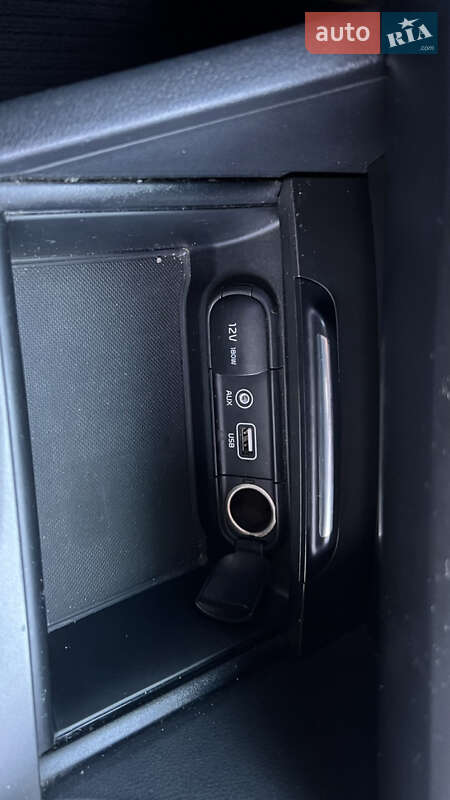 Седан Kia K5 2016 в Києві фото 11 Седан Kia K5 2016 в Києві