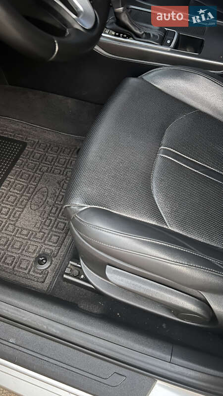 Седан Kia K5 2016 в Києві фото 16 Седан Kia K5 2016 в Києві