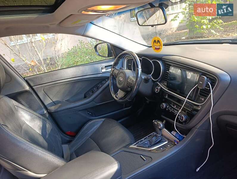 Седан Kia K5 2014 в Одесі