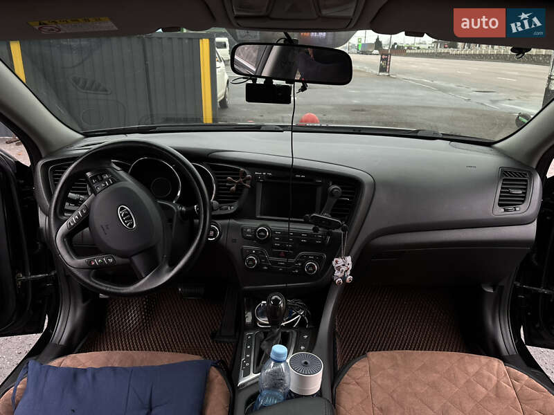 Седан Kia K5 2010 в Житомирі