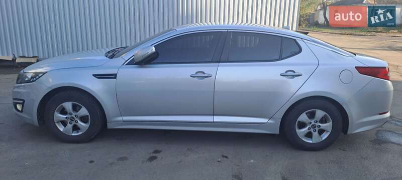 Седан Kia K5 2012 в Николаеве