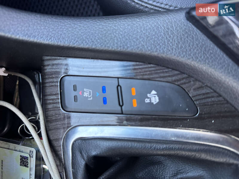 Седан Kia K5 2012 в Одесі