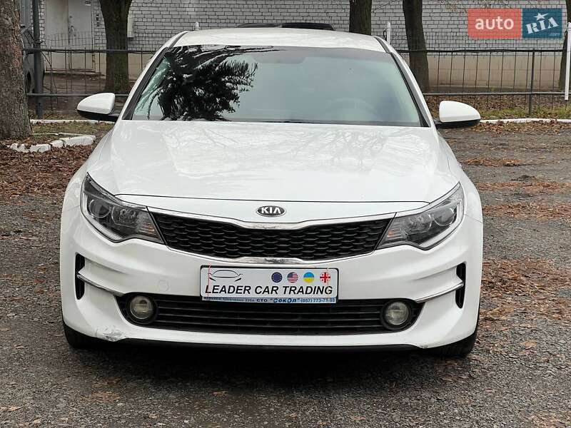Седан Kia K5 2015 в Харкові