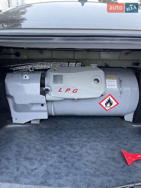 Седан Kia K5 2013 в Киеве