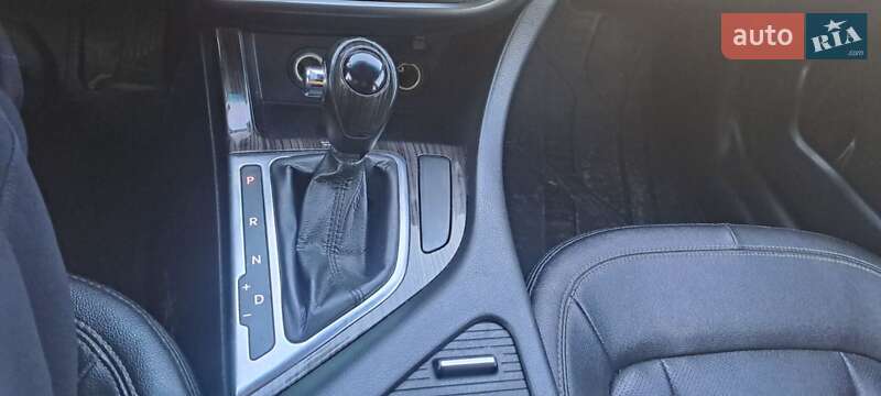 Седан Kia K5 2012 в Миколаєві