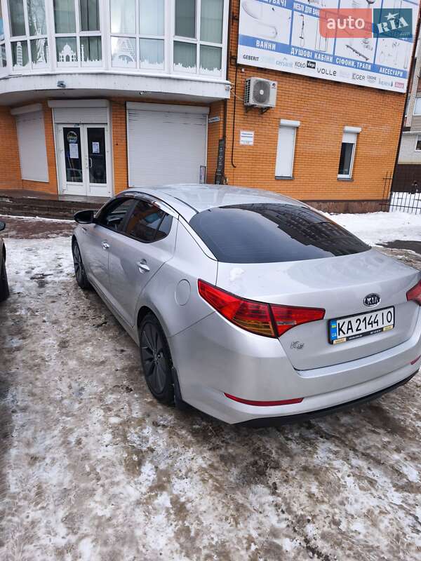 Седан Kia K5 2012 в Борисполе