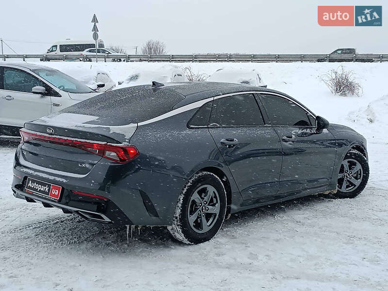 Седан Kia K5 2020 в Львове