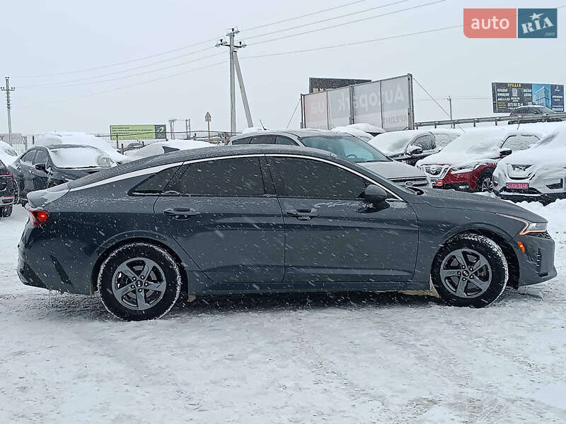 Седан Kia K5 2020 в Львове