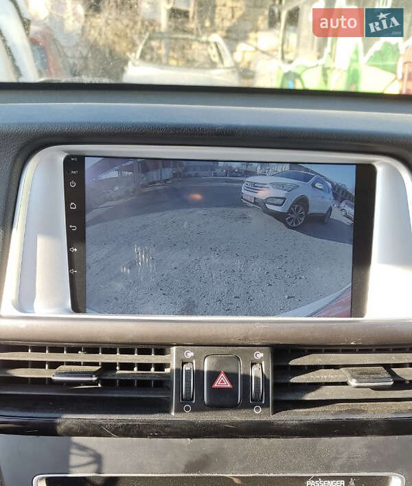 Седан Kia K5 2016 в Одессе