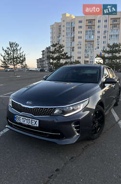 Седан Kia K5 2016 в Николаеве