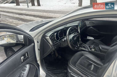 Седан Kia K5 2012 в Киеве