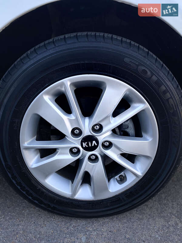 Седан Kia K5 2017 в Одесі