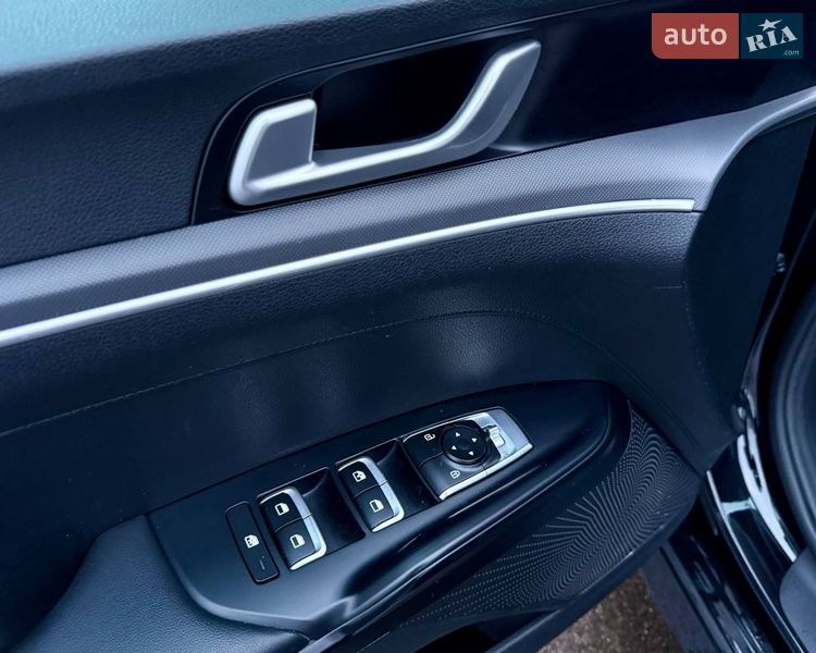 Седан Kia K5 2021 в Киеве