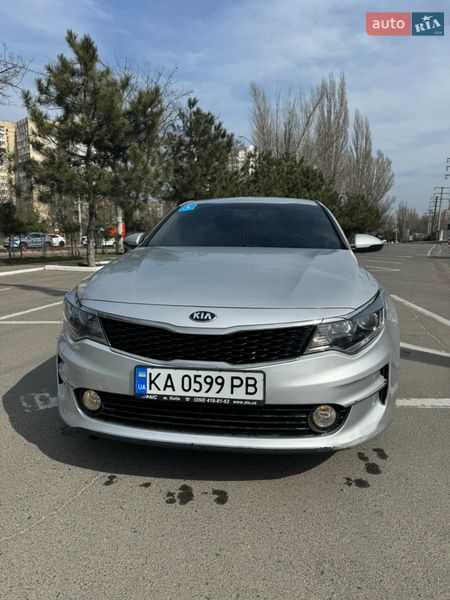 Седан Kia K5 2017 в Одесі