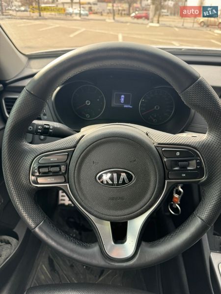 Седан Kia K5 2017 в Одесі
