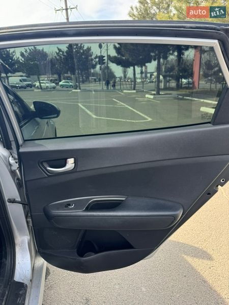 Седан Kia K5 2017 в Одесі