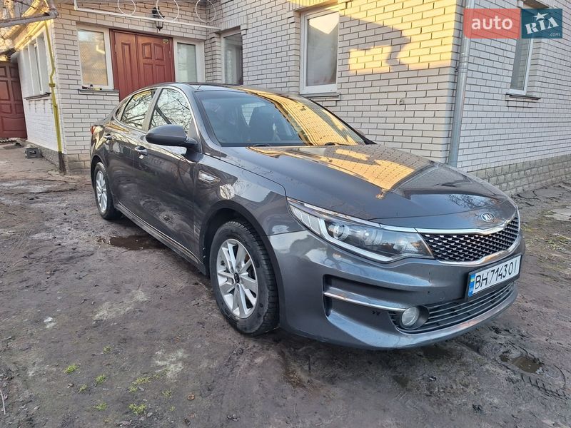 Седан Kia K5 2017 в Белой Церкви