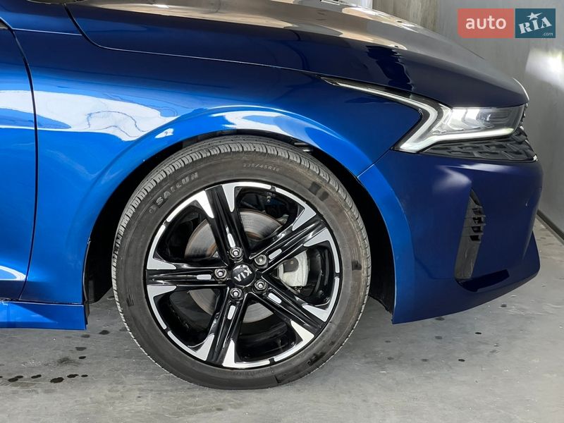 Седан Kia K5 2020 в Одесі