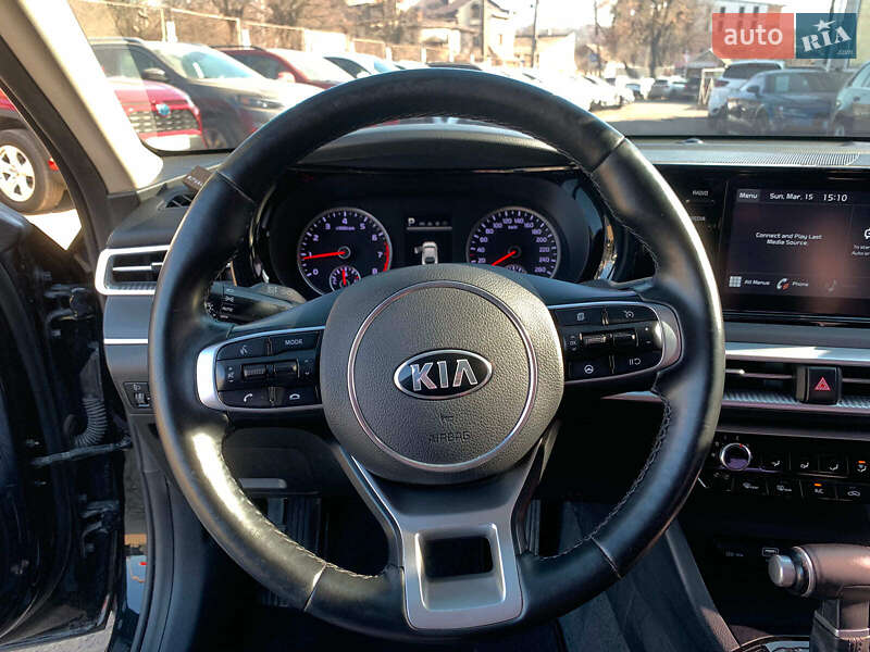Седан Kia K5 2020 в Виннице