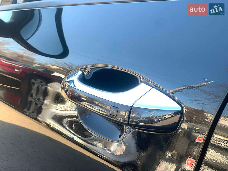 Седан Kia K5 2020 в Виннице