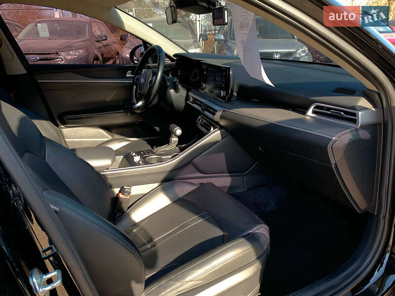 Седан Kia K5 2020 в Виннице
