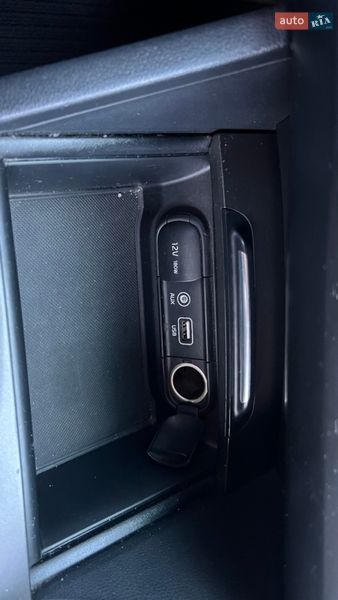 Седан Kia K5 2016 в Києві фото 13 Седан Kia K5 2016 в Києві
